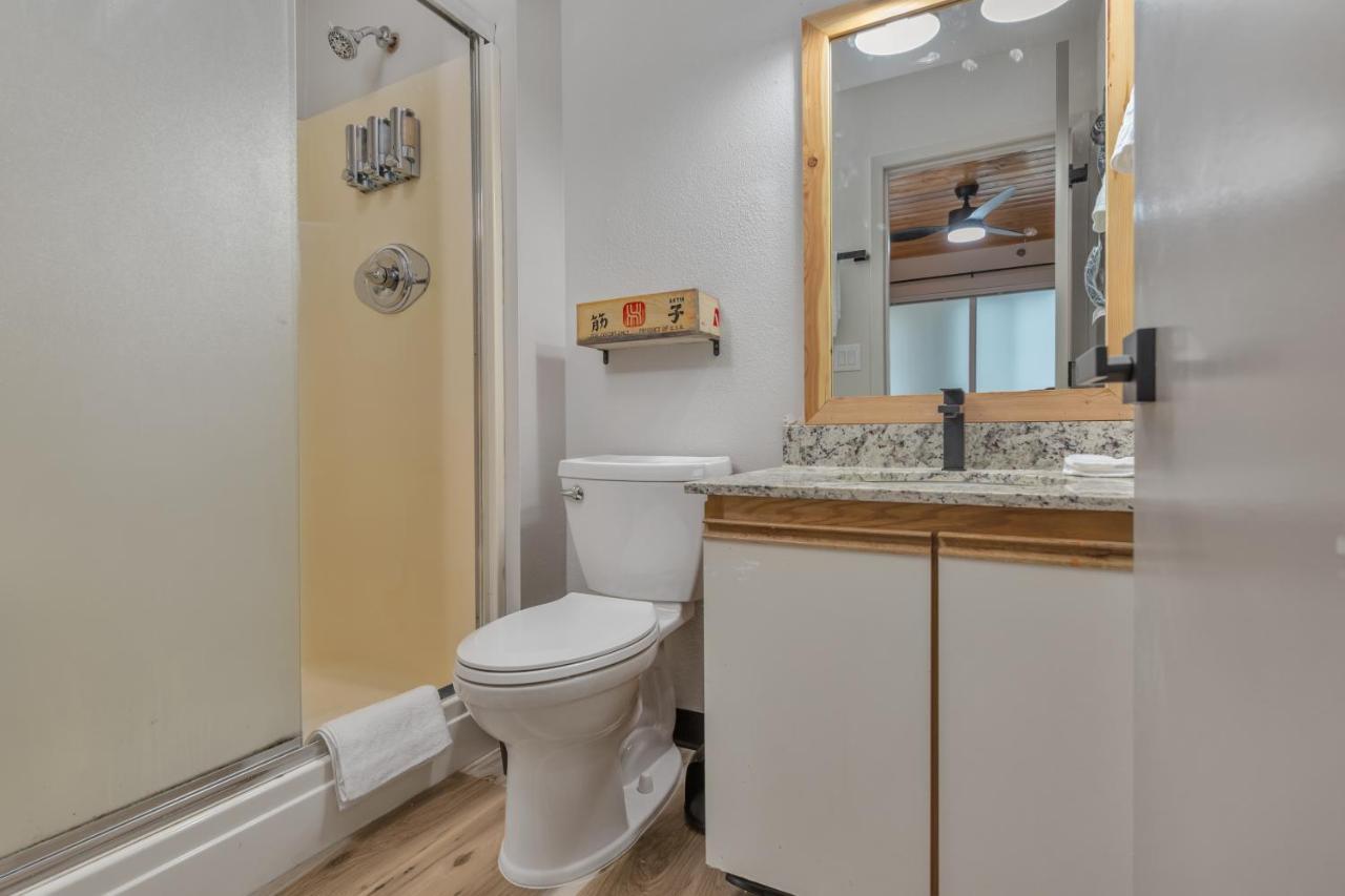 Highliner Hotel Anchorage Room photo