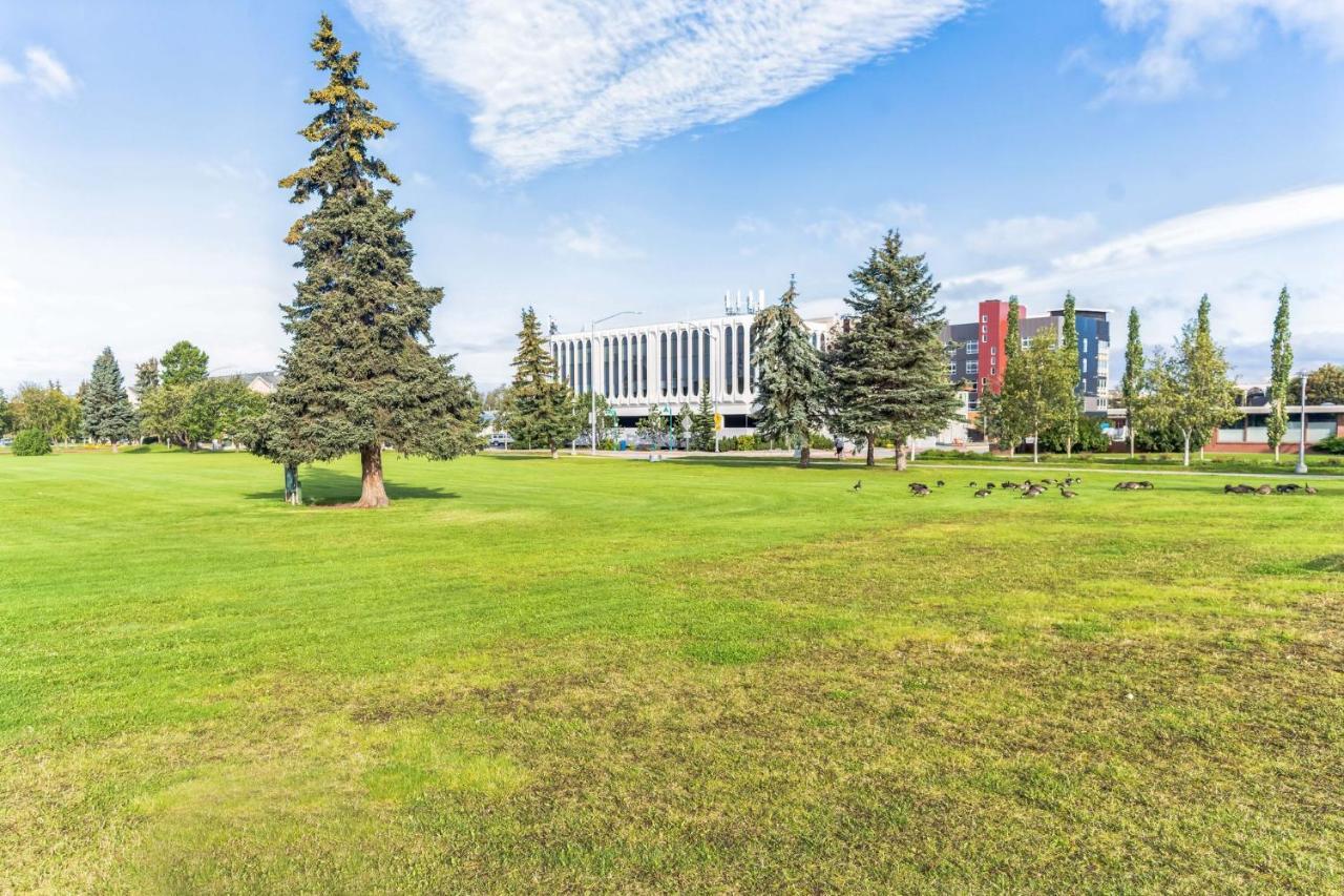 Highliner Hotel Anchorage Exterior photo