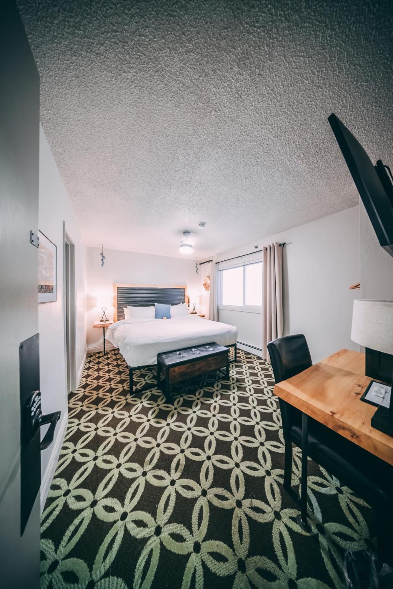 Highliner Hotel Anchorage Exterior photo